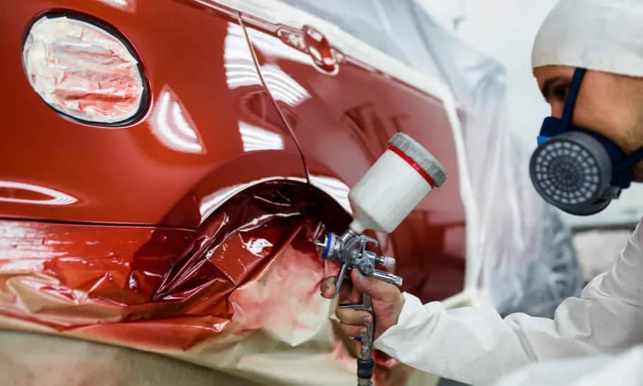 Co potrzebne do lakierowania samochodu: uniknij najczęstszych błędów