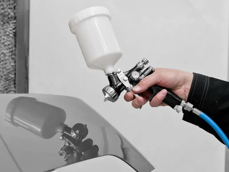 Jak wybrać najlepszy pistolet do lakierowania samochodu bez błędów