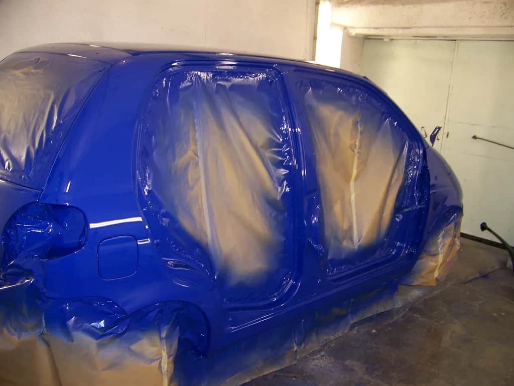 Jakie temperatury są idealne do lakierowania samochodu, aby uniknąć błędów?