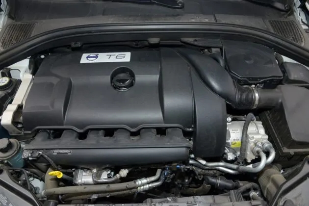 Volvo XC60 jaki silnik wybrać – uniknij kosztownych błędów przy wyborze